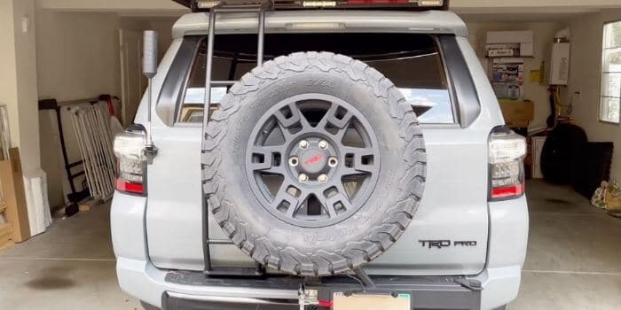 Will 35's Fit on Stock Tire Carrier